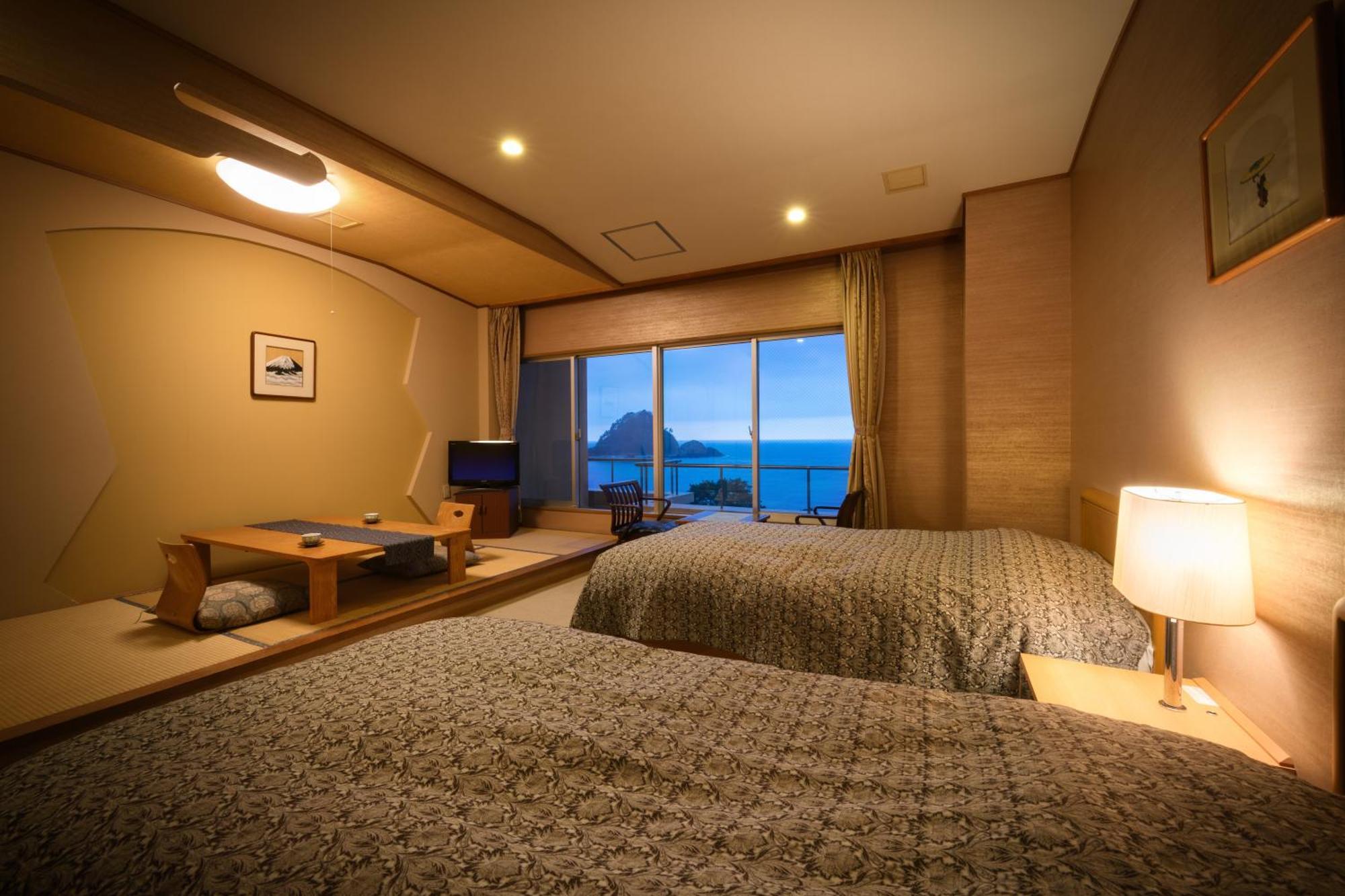 Hotel Yura Onsen Yaotome à Tsuruoka Extérieur photo