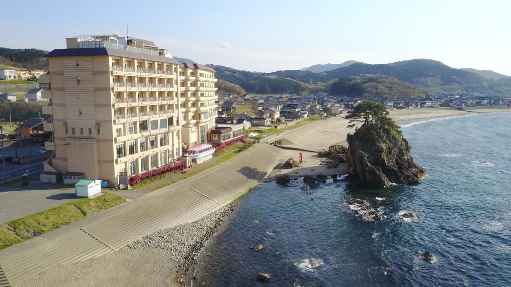 Hotel Yura Onsen Yaotome à Tsuruoka Extérieur photo